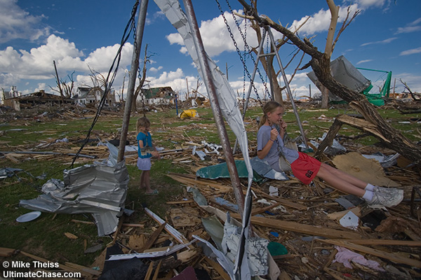 051007_Greensburg_Kansas_Damage_331.jpg